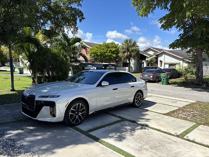 78146060070__2C7BD1C8-7ED1-44F9-9213-E4B90EE8223A