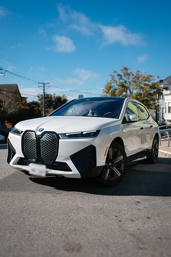 BMW_iX-1