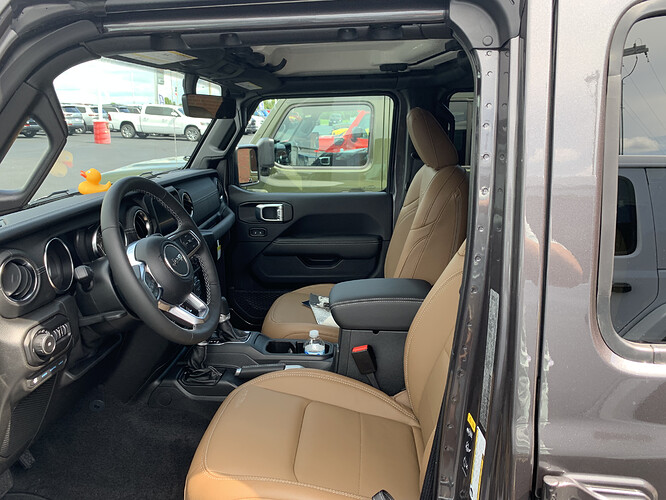 2D5ECB38-1DFD-4075-A19D-A79FFA07658A