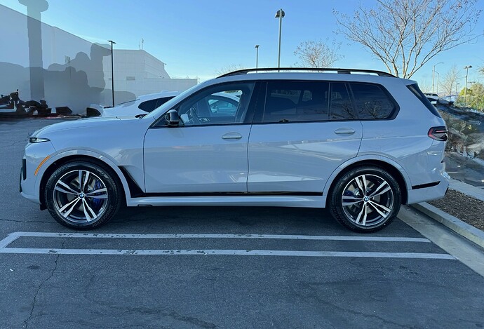 2025BMWX7