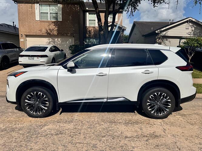 WhatsApp Image 2025-07-27 at 17.18.31 (1)