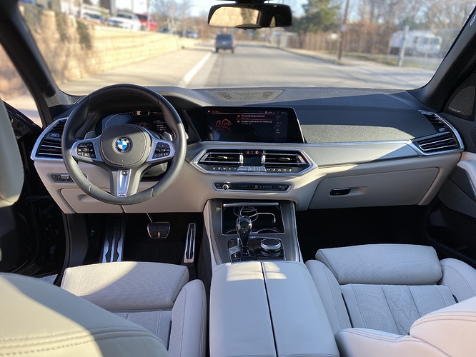 X5 interior USE