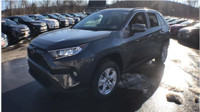 2019-02-06%2009_25_52-New%202019%20Toyota%20RAV4%20XLE%20in%20Haverhill%2C%20serving%20Andover%20_%202T3P1RFV7KW010655%20_%20Ser